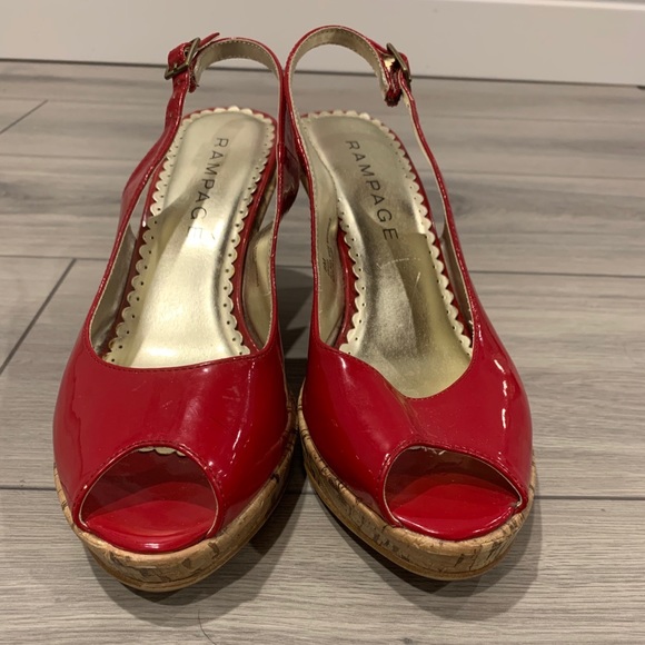 Rampage Wedge Sandals - Picture 6 of 8